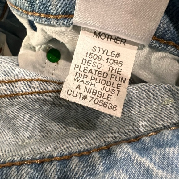 SNACKS! The Pleated Fun Dip Puddle Straight Leg Jeans size 27 - Picture 14 of 14